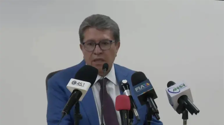 Diputados no aprobarán en "fast-track" reforma a la Ley de Amparo: Monreal