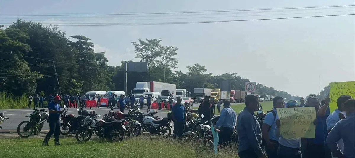 Vinculan a proceso a cañero detenido en bloqueo de la Coatzacoalcos-Cárdenas