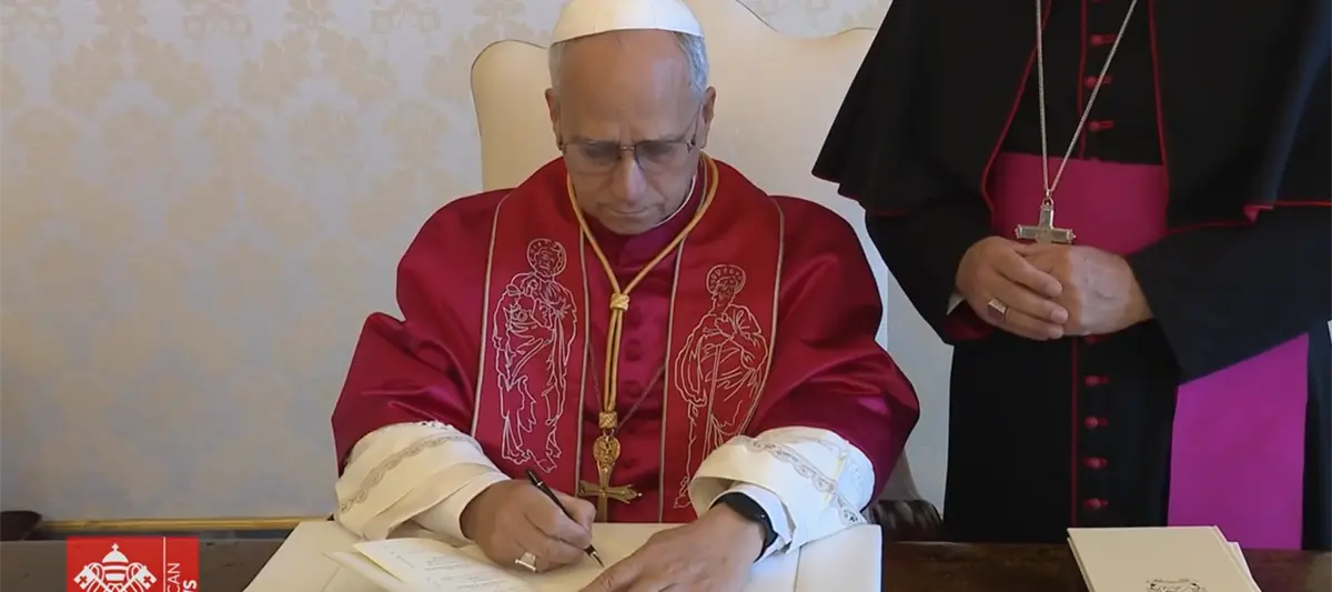 León XIV firma "Dilexi te", su primera exhortación apostólica sobre el amor a los pobres