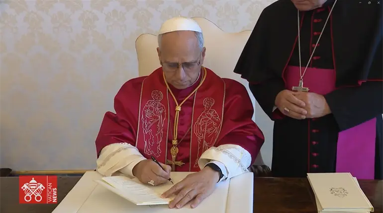 León XIV firma "Dilexi te", su primera exhortación apostólica sobre el amor a los pobres