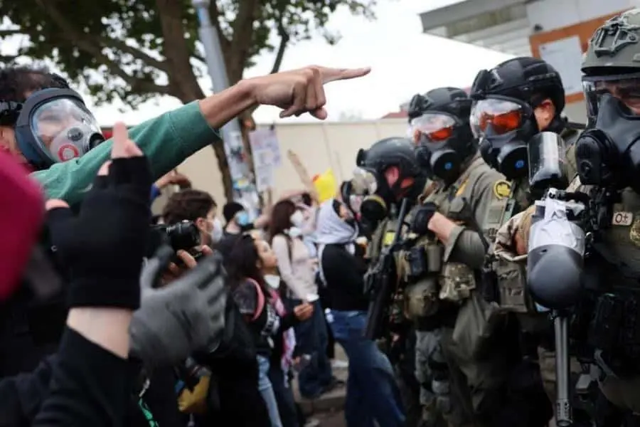Despliega Trump Guardia Nacional en Chicago tras protestas contra operativos del ICE