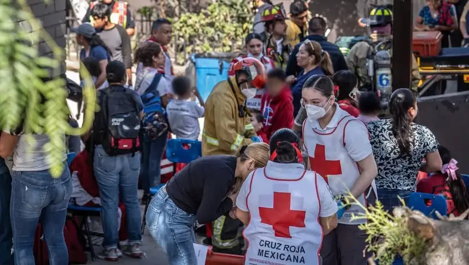 78 alumnos se intoxican con desayunos escolares en Tijuana