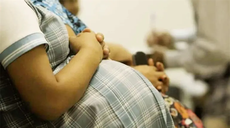 Embarazos en adolescentes es un problema muy complejo: Diócesis de Tabasco