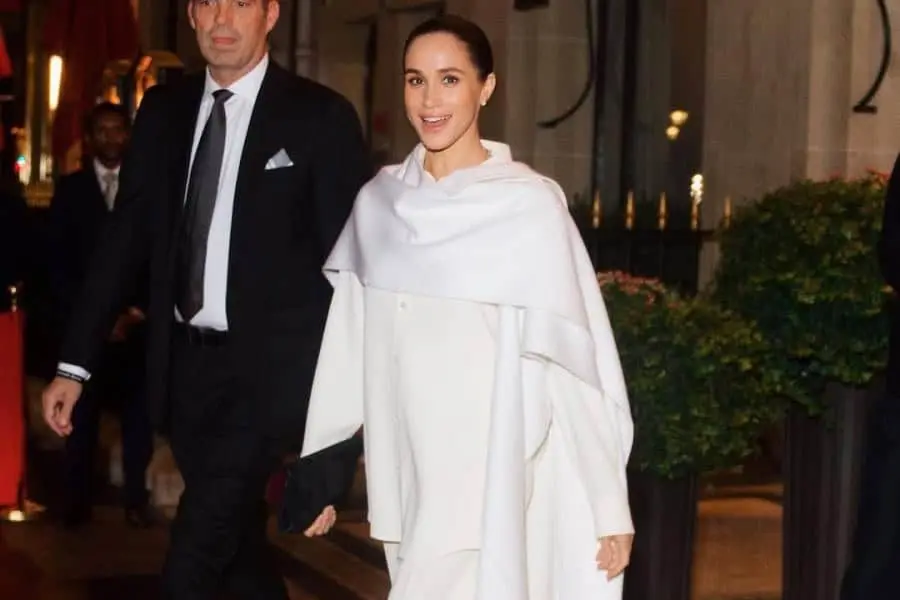 Meghan Markle en París Fashion Week en desfile de Balenciaga