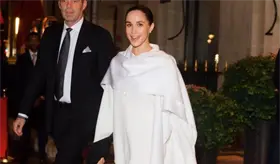 Meghan Markle en París Fashion Week en desfile de Balenciaga