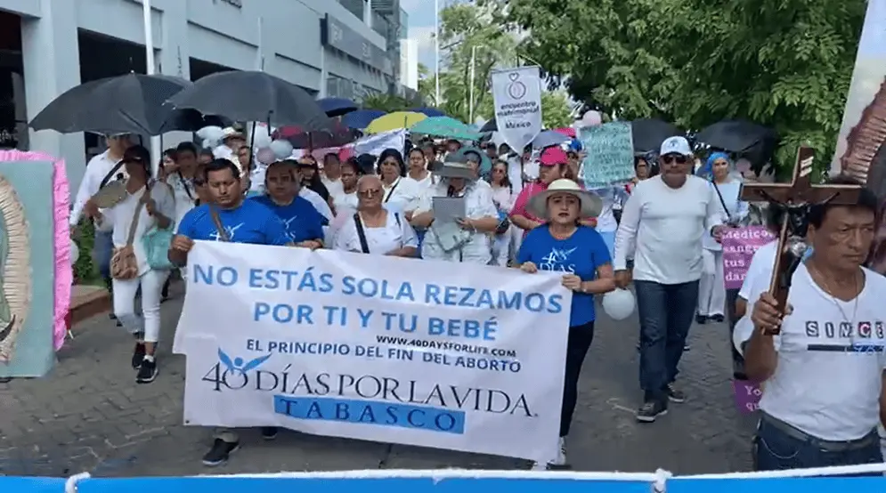 "No están solas"; replican en Tabasco Caminata Provida 2025