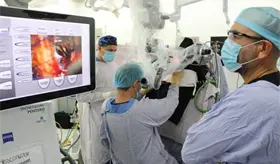 "Tras 8 años de dolor, volví a la felicidad": Paciente de cirugía de micro descompresión vascular del Juan Graham