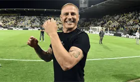 Fabio Cannavaro será DT de Uzbekistán para el Mundial de 2026