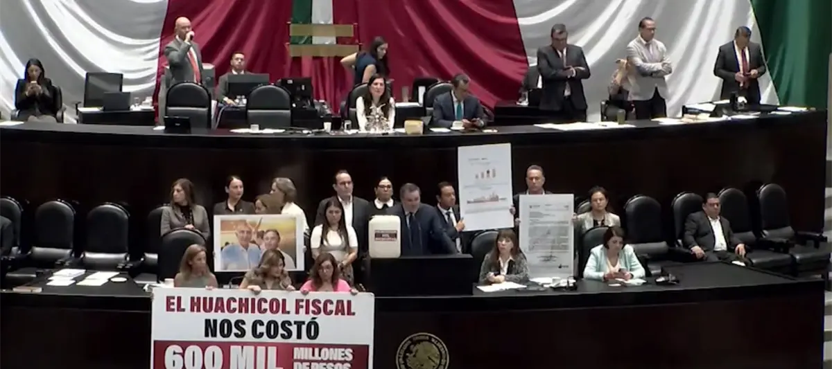 Diputados aprueban reforma a la ley aduanera en medio de acusaciones por "huachicol fiscal"