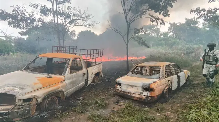 Explota ducto de Pemex en Centla tras ser vandalizado