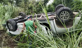 Accidente en la Comalcalco–Cárdenas deja varios lesionados