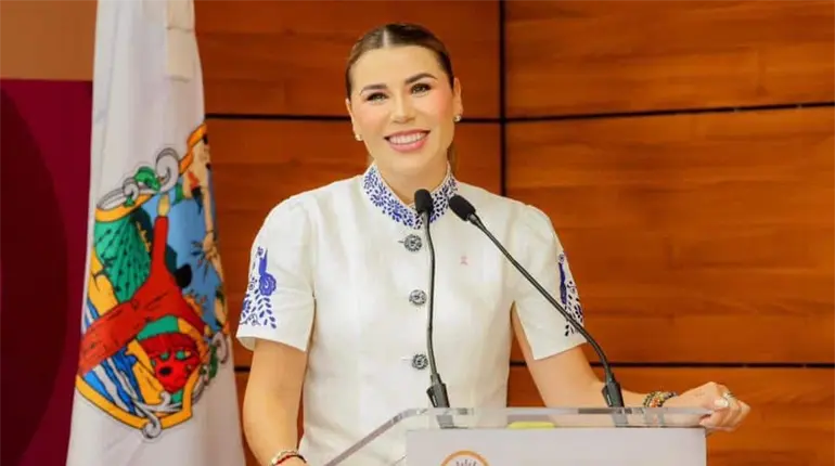 Gobernadora de Baja California está en proceso de divorcio