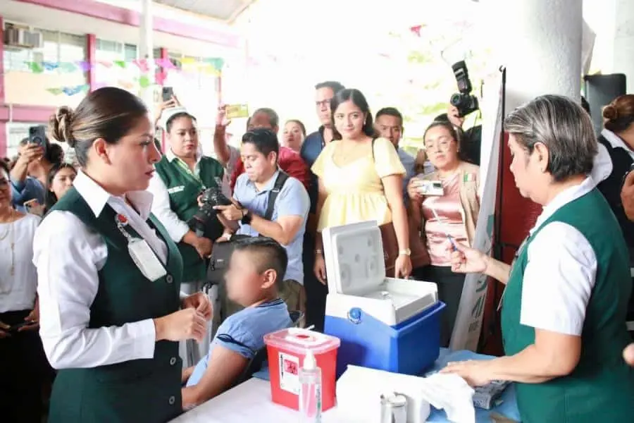 Reconoce Setab resistencia de padres para vacunar a sus hijos contra el VPH