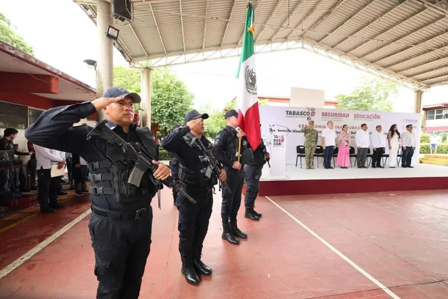Ponen en marcha tercera jornada de prevención del delito y proximidad policial en escuelas de Media Superior