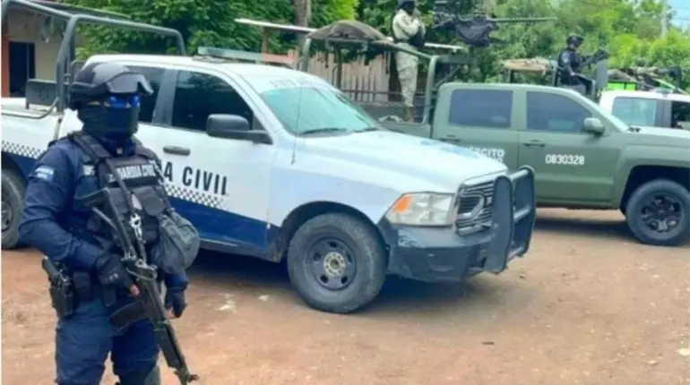 Guardia Civil asume mando de Policía de Buenavista, Michoacán y detienen a 6 por irregularidades