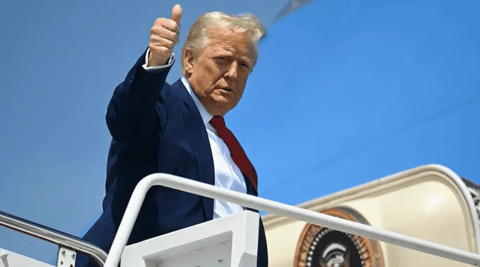 Trump viajaría el domingo a Medio Oriente por acuerdo de paz en Gaza