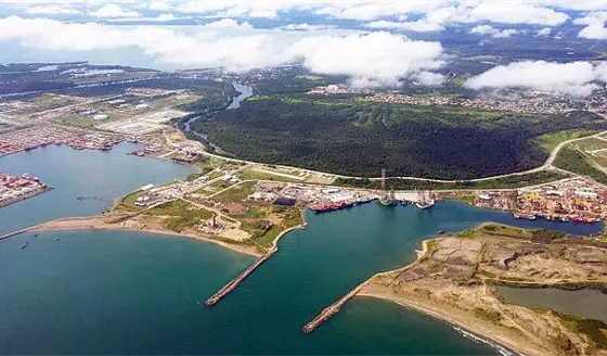 Semar cierra a la navegación 7 puertos por "Raymond"