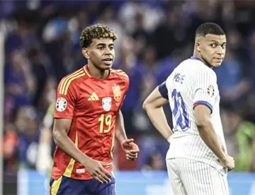 Mbappé defiende a Lamine Yamal: “Debernos fijarnos en lo que hace en el campo”
