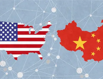 Trump amenaza con arancel del 100% contra productos chinos tras medida de Beijing a la exportación de minerales