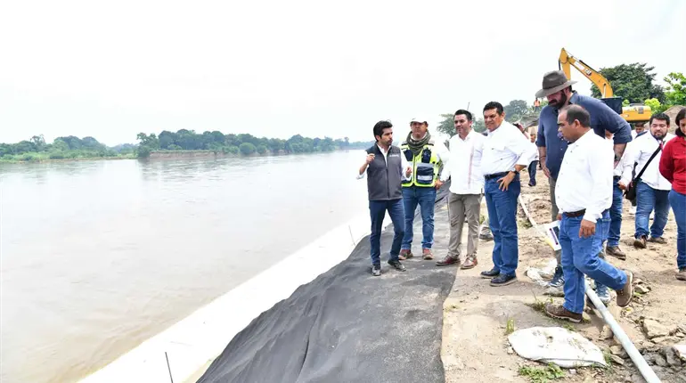 Conagua supervisa avances de obras contra inundaciones en Tabasco
