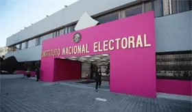 Casi mil trabajadores del INE buscan retiro voluntario ante recorte de gastos