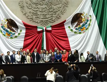 Senadores donarían parte de su sueldo para afectados por lluvias e instalarán centro de acopio