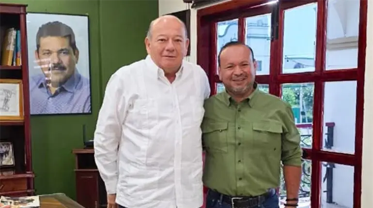 Raúl Ojeda se reúne con Euclides Alejandro en Cárdenas