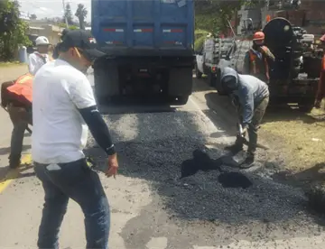 Tras muerte de “Don Nico” autoridades de Guanajuato reparan baches de Salvatierra