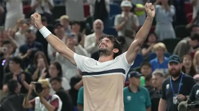 Valentín Vacherot vence a su primo y gana el Masters 1000 de Shanghái