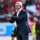 "Estoy acostumbrado a las críticas pero no me valen gorro": Javier Aguirre