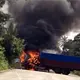 Detienen a tres por bloqueos y quemas de 14 autos en Chiapas
