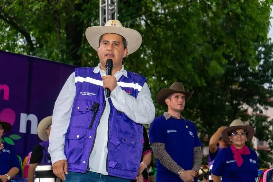 "No anden chillando si se los mata el Gobierno": Alcalde de Uruapan pide poner en orden a hijos