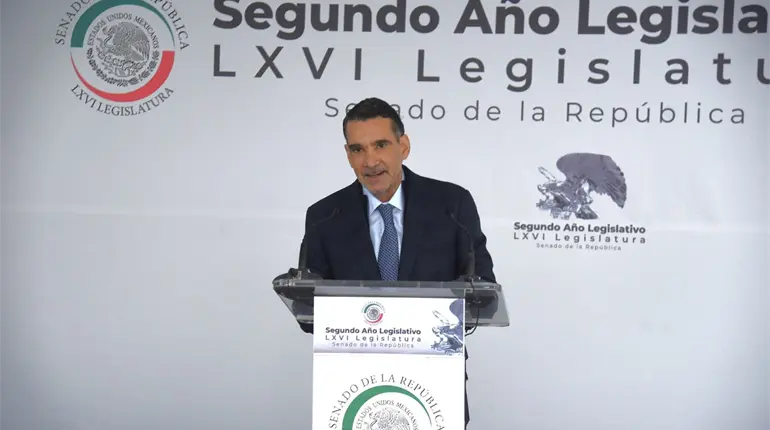 Noroña vive del escándalo como gusano hipócrita señala su homólogo del PVEM, Luis Armando Melgar
