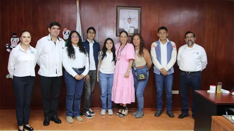 Estudiantes de la UTTAB ganan el NASA Space Apps Challenge 2025