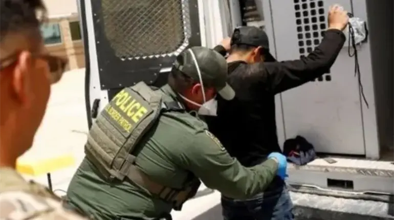 EE.UU. aplicará multa de 5 mil dólares por cruzar ilegalmente la frontera