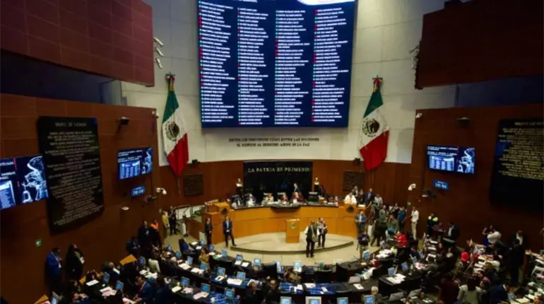 Senado avala reforma a la Ley de Amparo