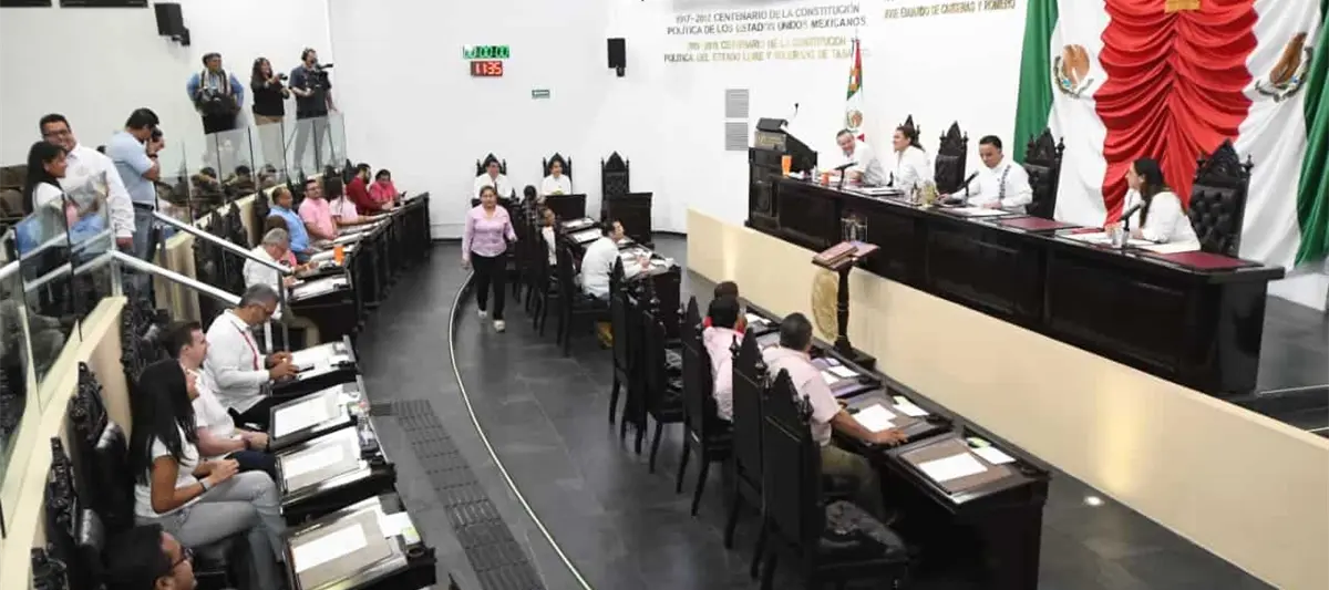 Envía Javier May reformas a decretos donde se autoriza al gobierno y ayuntamientos a contratar uno o varios financiamientos