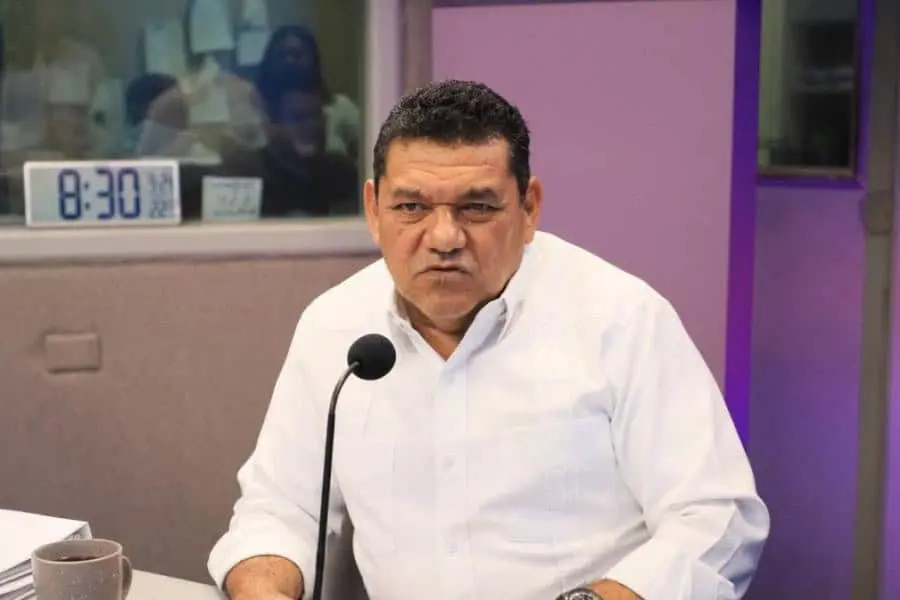 Javier May ocultó cuatro propiedades en su declaración patrimonial, acusa Audelino Macario