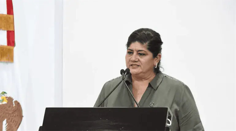 Ley Menstrual debe aplicarse también a trabajadoras de sector privado: Verónica Castillo