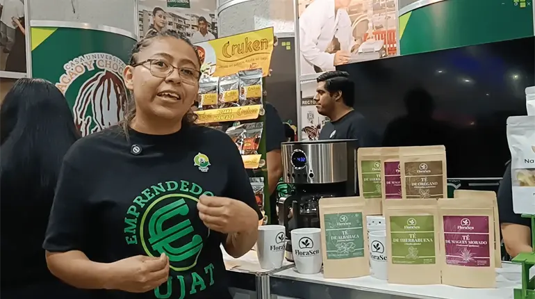Estudiantes de la DACA crean Flora Sen, té orgánico y libre de pesticidas