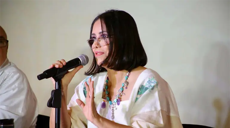 Presentan el libro Antropología con Pimienta Gorda de Vianey Pérez en el Festival Ceiba