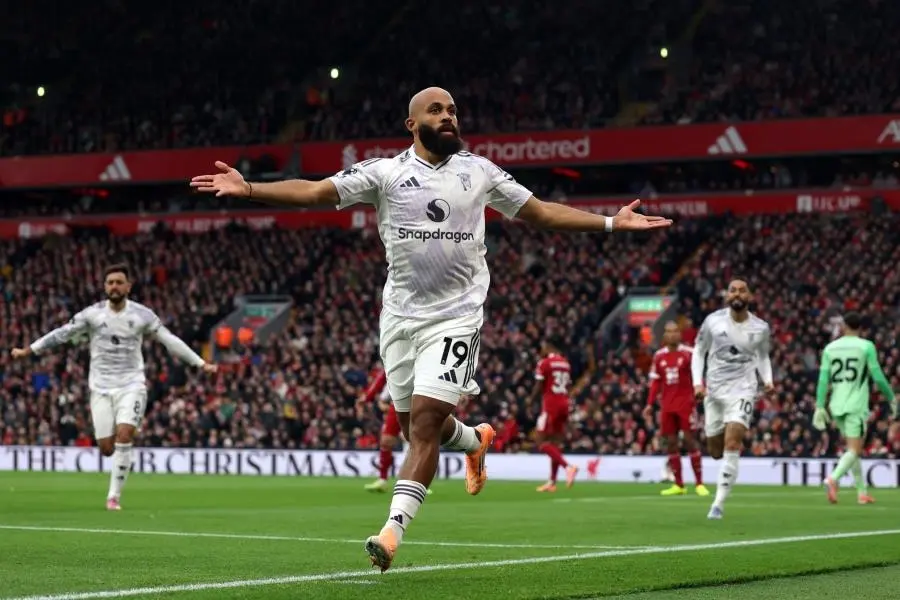 Manchester United corta racha de nueve años sin ganar en Anfield