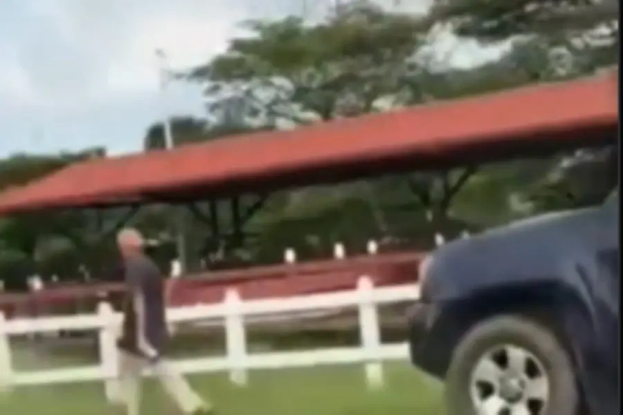 Conductor de camioneta atropella y mata a peatón en la Teapa-Villahermosa