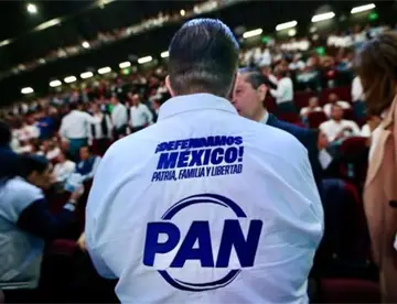 Pese a relanzamiento, 76% considera que el PAN necesita renovar liderazgos: Poligrama