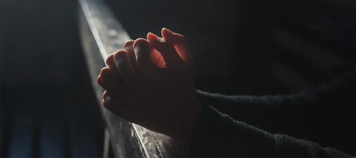 La fe y la oración son las ventanas que nos ayudan a respirar a Dios: Iglesia Católica