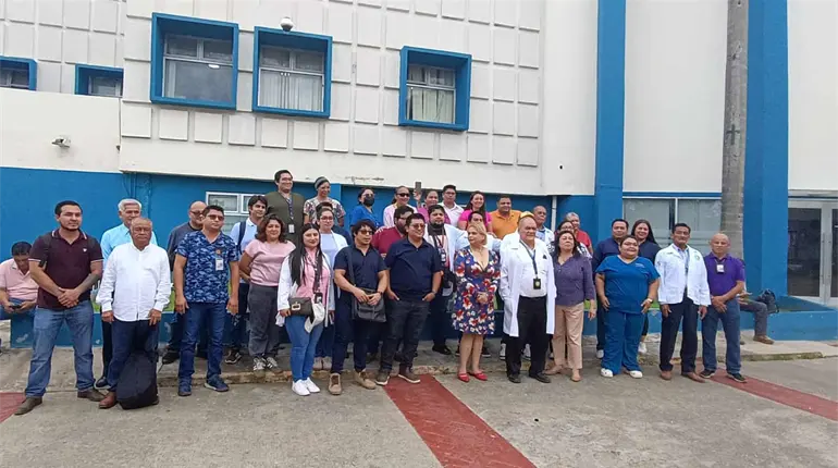 Médicos legistas protestan por aumento salarial; fiscal se compromete a hacer la gestión