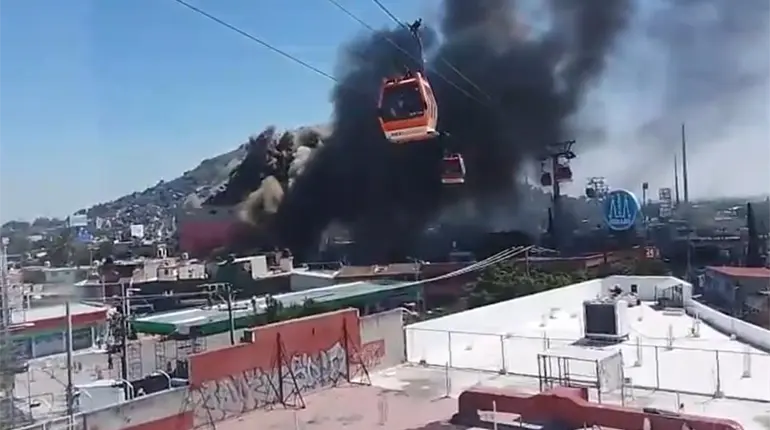 Se registra incendio en una fábrica de colchones en Ecatepec, Edomex