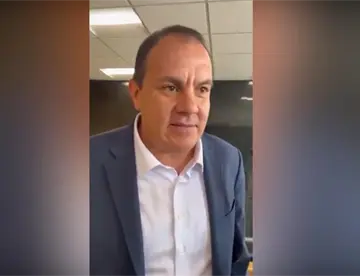 “Que me multen”; Cuauhtémoc Blanco tras atender sesión desde cancha de Pádel