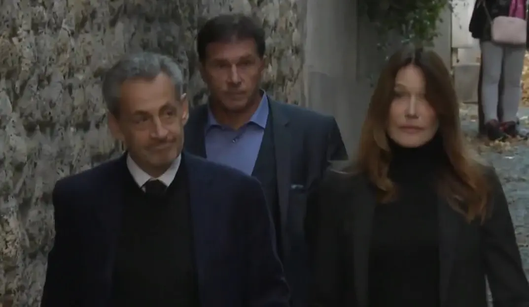 Nicolas Sarkozy ingresa a prisión para cumplir condena de 5 años