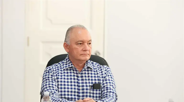 Designa Ejecutivo a Víctor Hugo Robles Calvillo como nuevo titular de la CECAMET